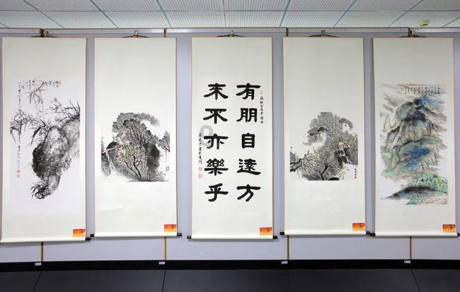 脖子酸痛  竟因疑难眼病
